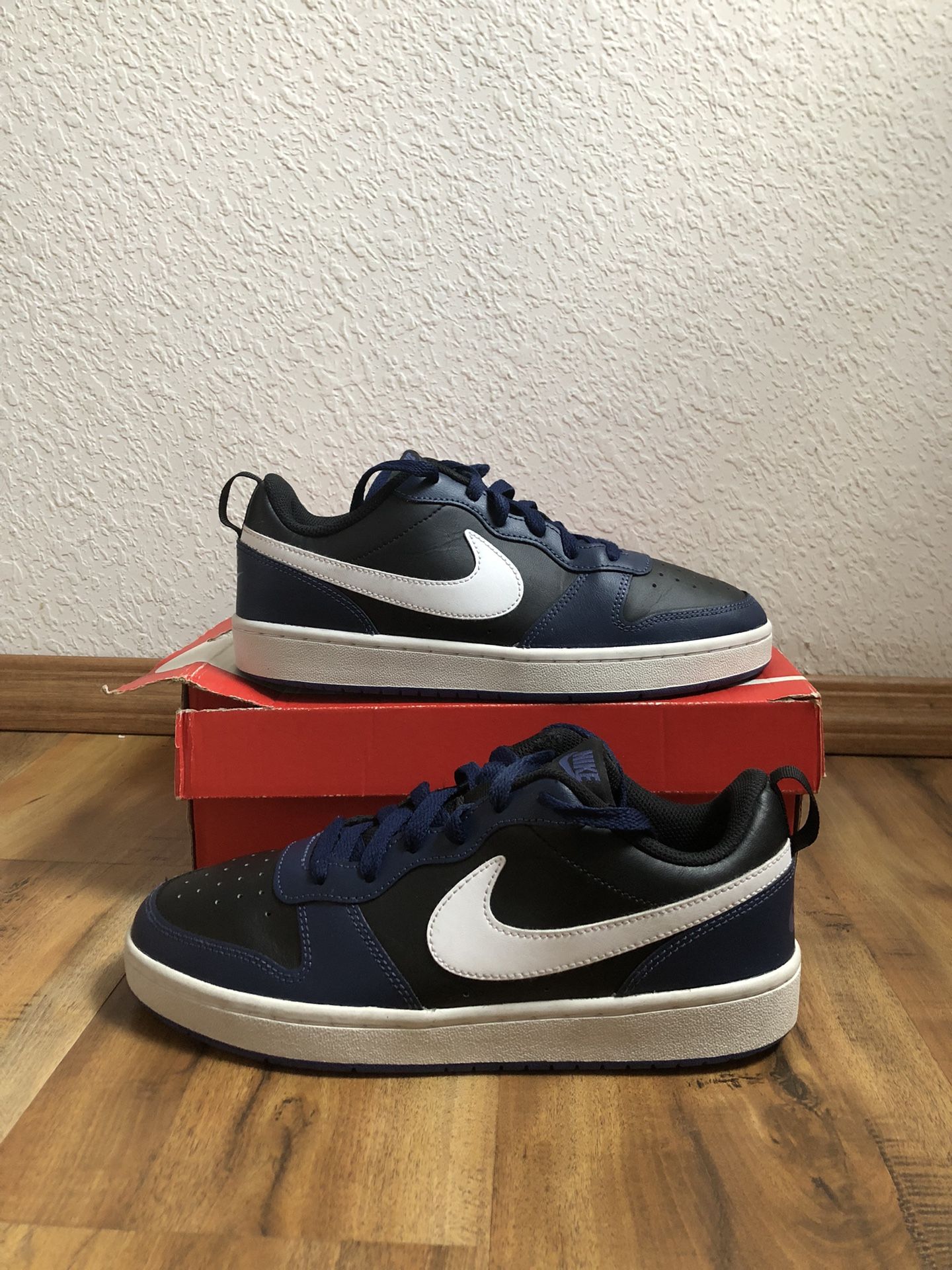Nike Dark Blue and Black Athletic Shoes
