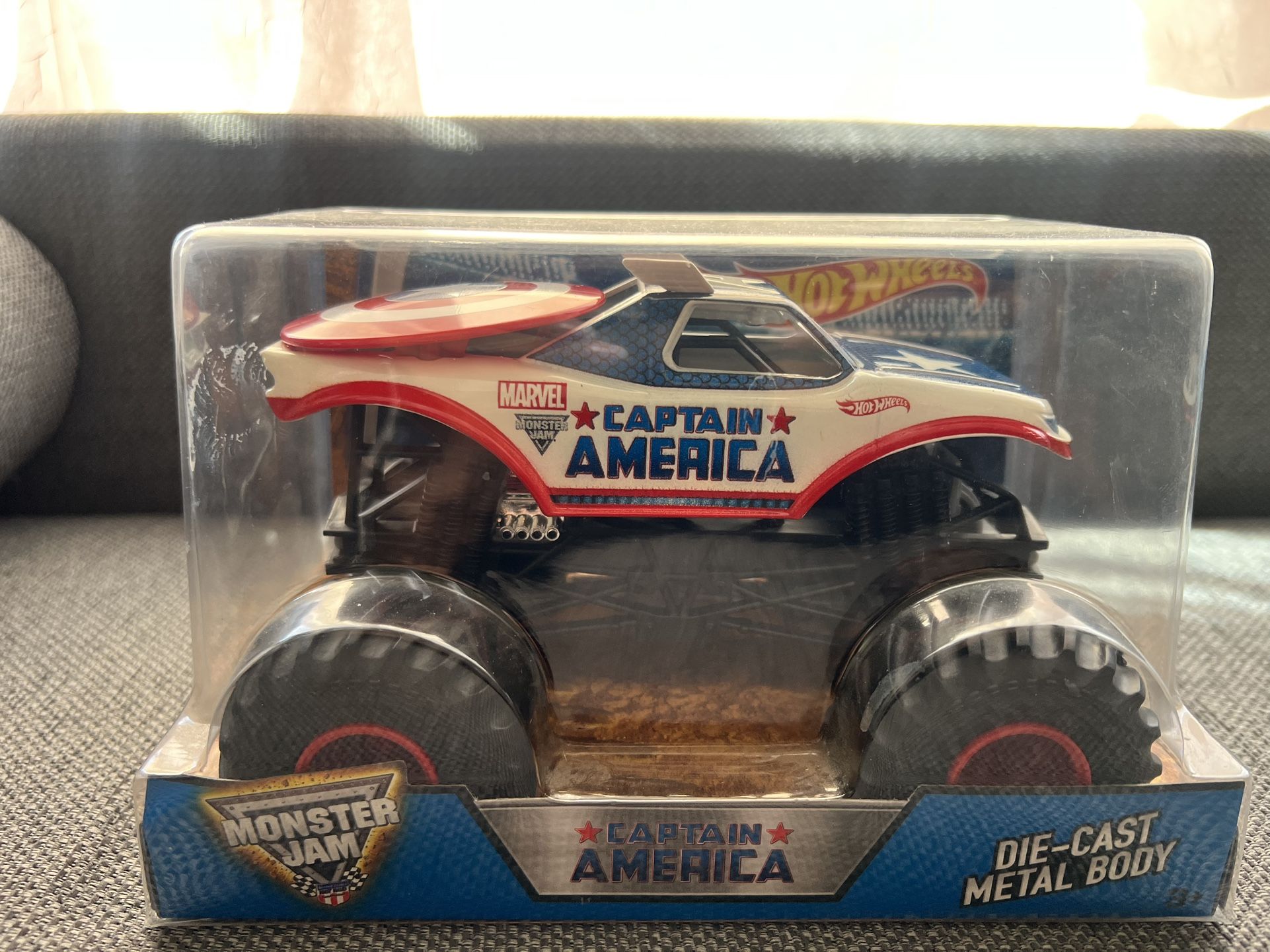 Hot Wheels, Captain America Monster Truck