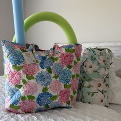 BEAUTIFUL   TOTE    BAGS   “NEW”