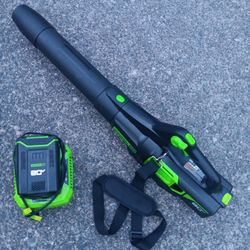 Greenworks 80V 730cfm 170mph Leaf Blower 2.5amp Battery & Charger. Almost New Condition. For Pick Up Fremont Seattle. No Low Ball Offers. No Trades 