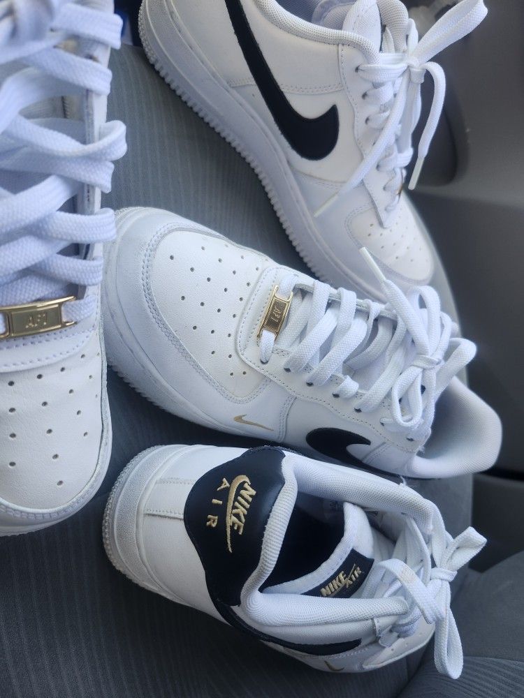 Two Pair Nikes.110 Two Pair Or 45 