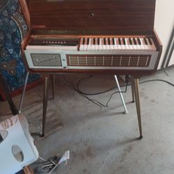 Farfisa Pianorgan III