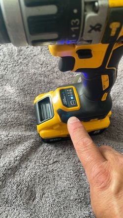 Dewalt XR Drill 20 v