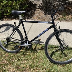 Schwinn High Plains Mountain Bike