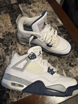 Jordan 4s
