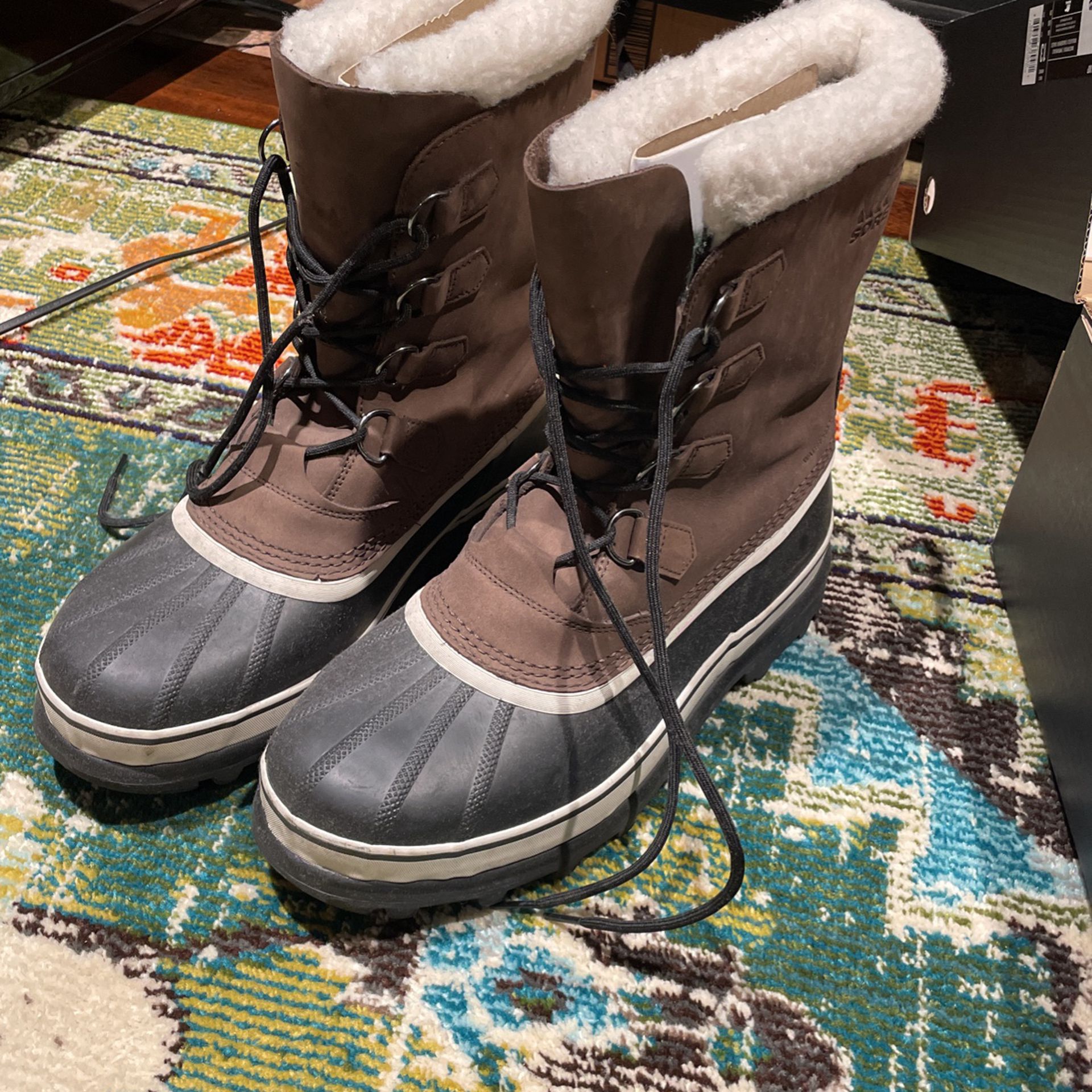 Size 13 Sorel Caribou Winter Boot