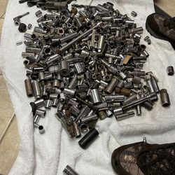Over 1500 Sockets A