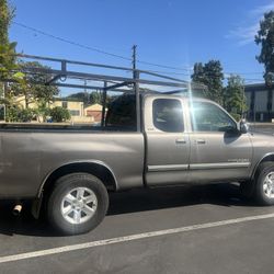 Toyota Tundra 2006  V8