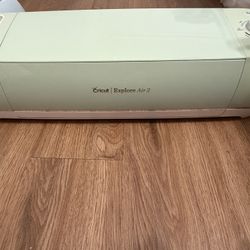 🔥 Cricut Explore Air 2 + Heat Press Bundle — $260 OBO (Must Sell)