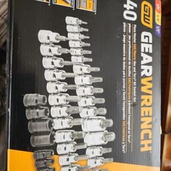 GearWrench 40 Pc Master Hex & Torx Bit Socket Set, Metric/SAE, E-Torx Star Allen