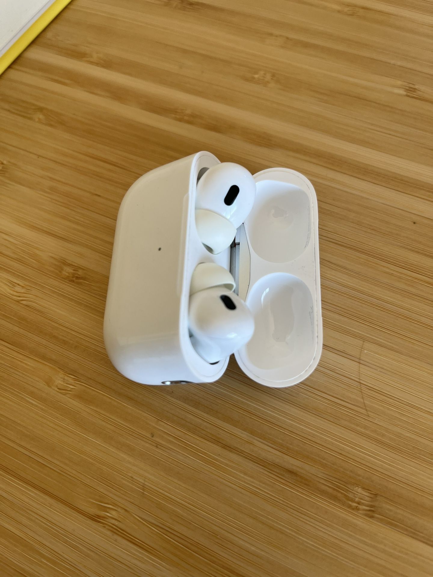 Airpods Pro 2nd Gen