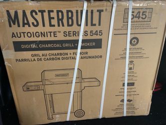 Masterbuit autoignite series 545 , digital charcoal grill and smoker