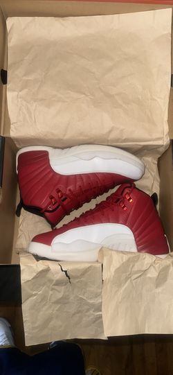 Air Jordan 12 (Gym Red)