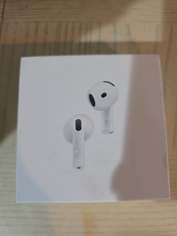 Airpods 4 with Active Noise Cancelation 
