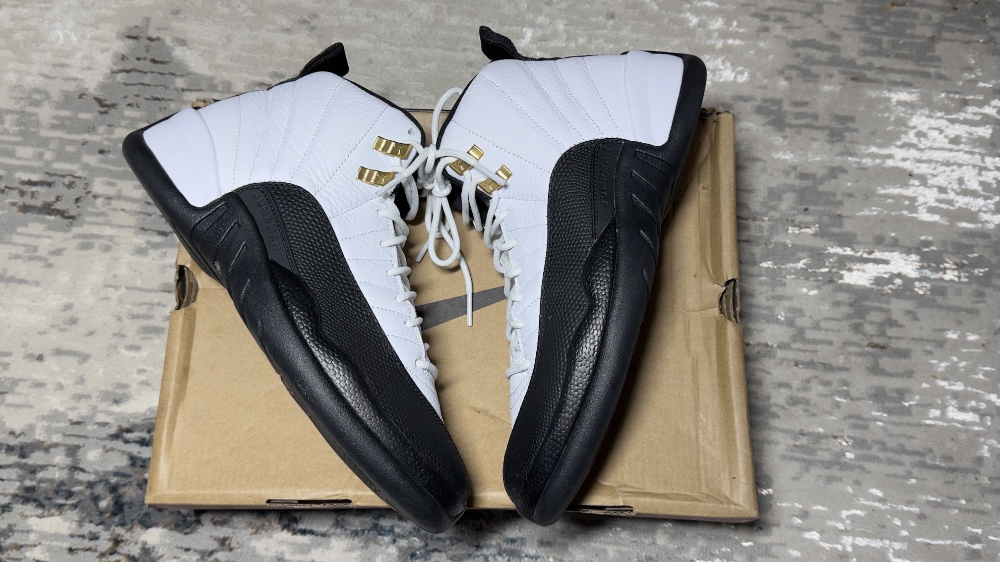 Taxi 12 (Size 8)