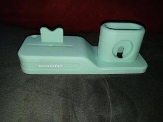 New plastic charging station