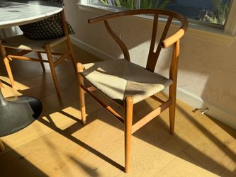 Wishbone Kitchen table chairs