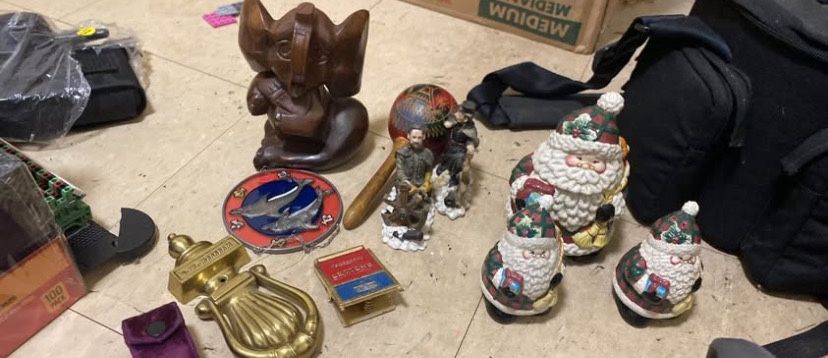 Small Decorative Pieces