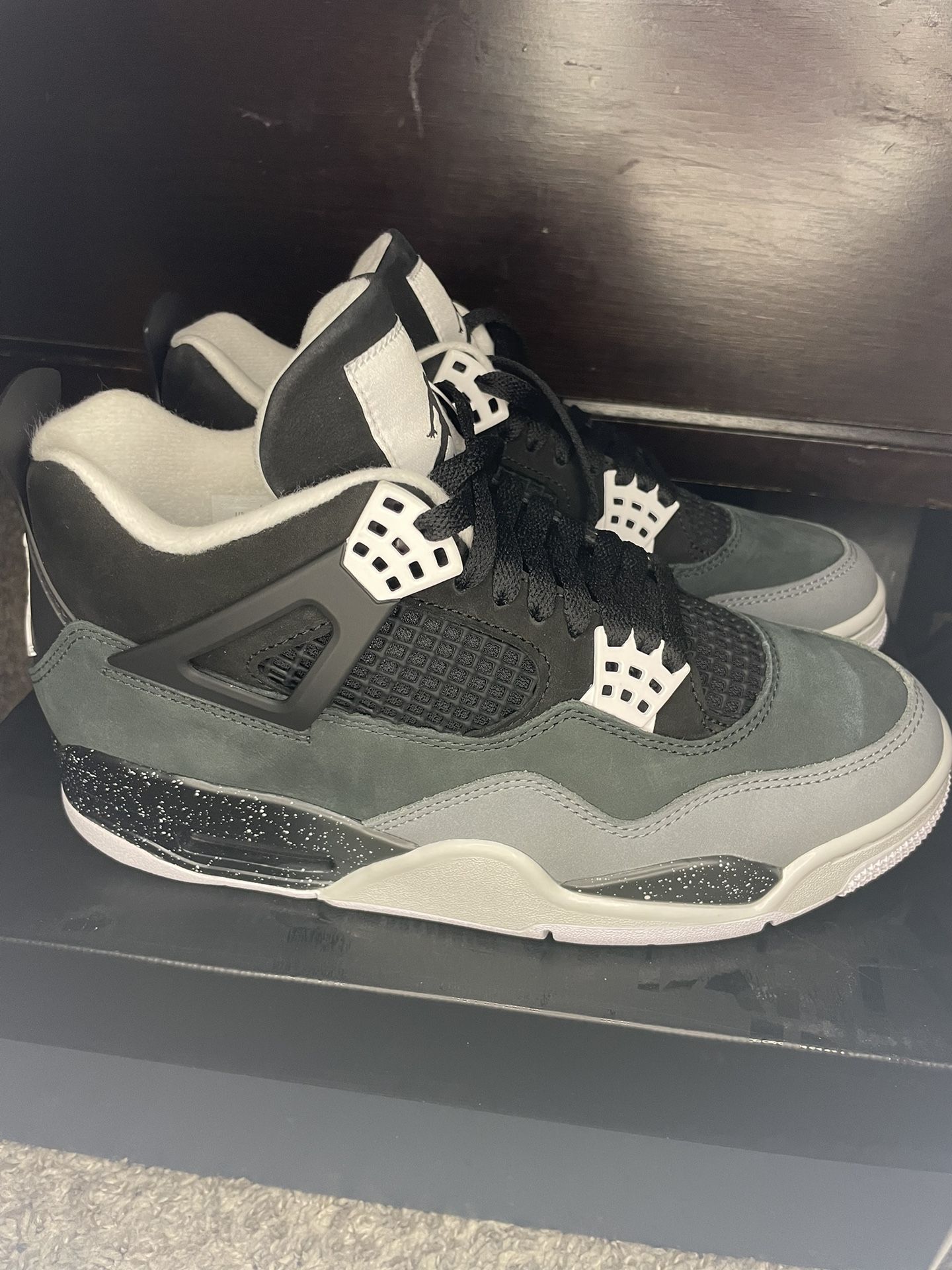 Air Jordan 4 Retro Fear 2024