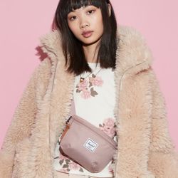 New without tag Herschel Supple Co Fourteen Belt Bag Ash Rose 