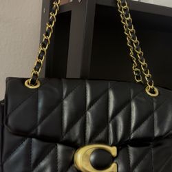 Black coach tabby purse