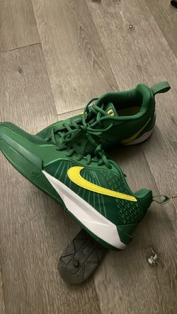 Sabrina basketball shoes