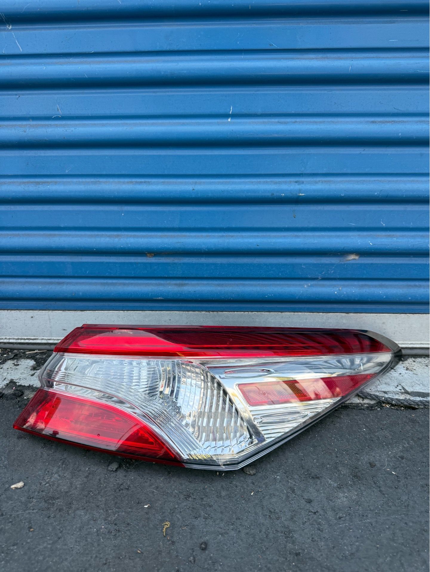 Toyota Camry 2018 2019 โฆ 2020 2021 2022 2023 Right Side Tail Light OEM