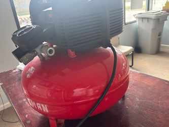 Craftsman 6 gallon 150 psi pancake air compressor