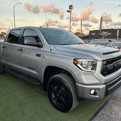 2015 TOYOTA TUNDRA SR5 