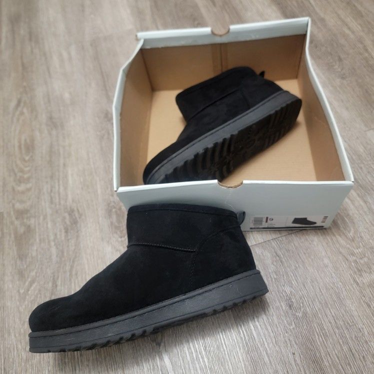 Womens,Boots Size 9