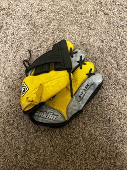 Franklin 8.5 Inch Young Child’s Baseball Glove