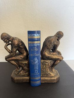 Pair of Vintage “The Thinker” Sculptures – Classic Art Decor