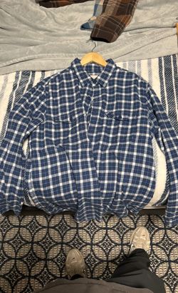 American Eagle Button Up
