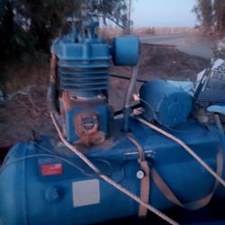 Industrial Air Compressor 