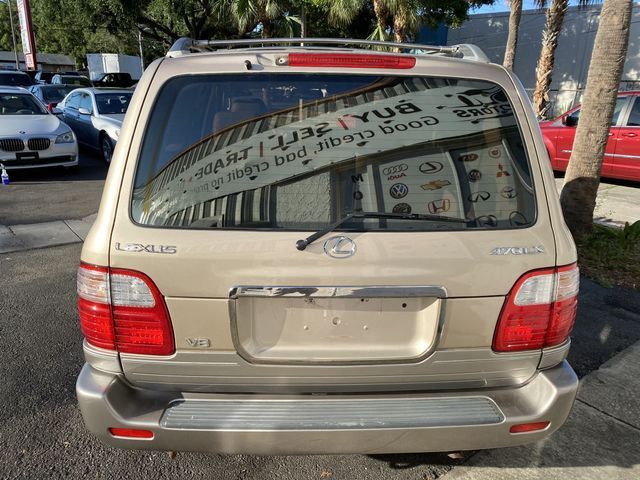 2000 Lexus LX
