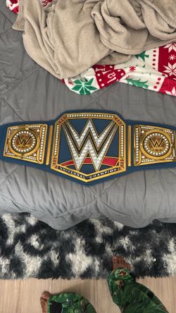 WWE Universal Championship Replica Title Belt (Blue)