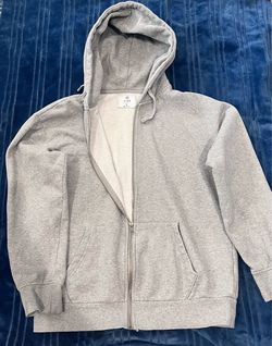 Men’s Gray zipper sweater