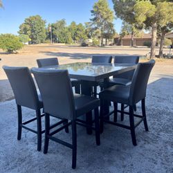 Kitchen Table With Chairs 