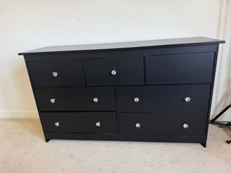 Black 7-Drawer Dresser with Crystal Knobs