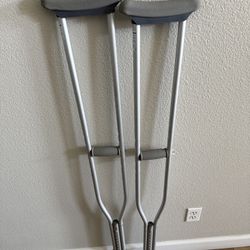 Adult Crutches