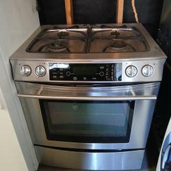 Jenn-Air Stove  --- PU In Canyon Country 