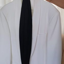 Dinner Jacket 