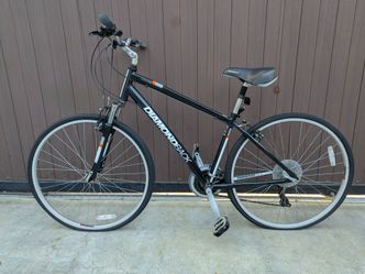 Diamondback Edgewood Comfort/Commuter Bike (Size Medium) - Front Suspension
 & Seat Comfort