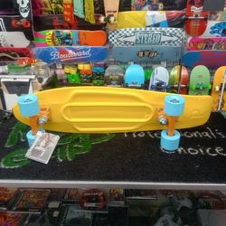 Penny Skateboard Yellow 27"