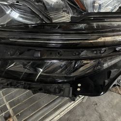 22-24’ OEM Equinox Headlight LH