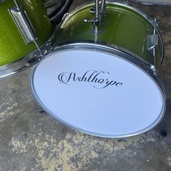 Kids drumset