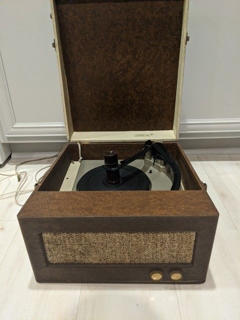 Vintage Philco Suitcase Phonograph Record Player Tube Amp