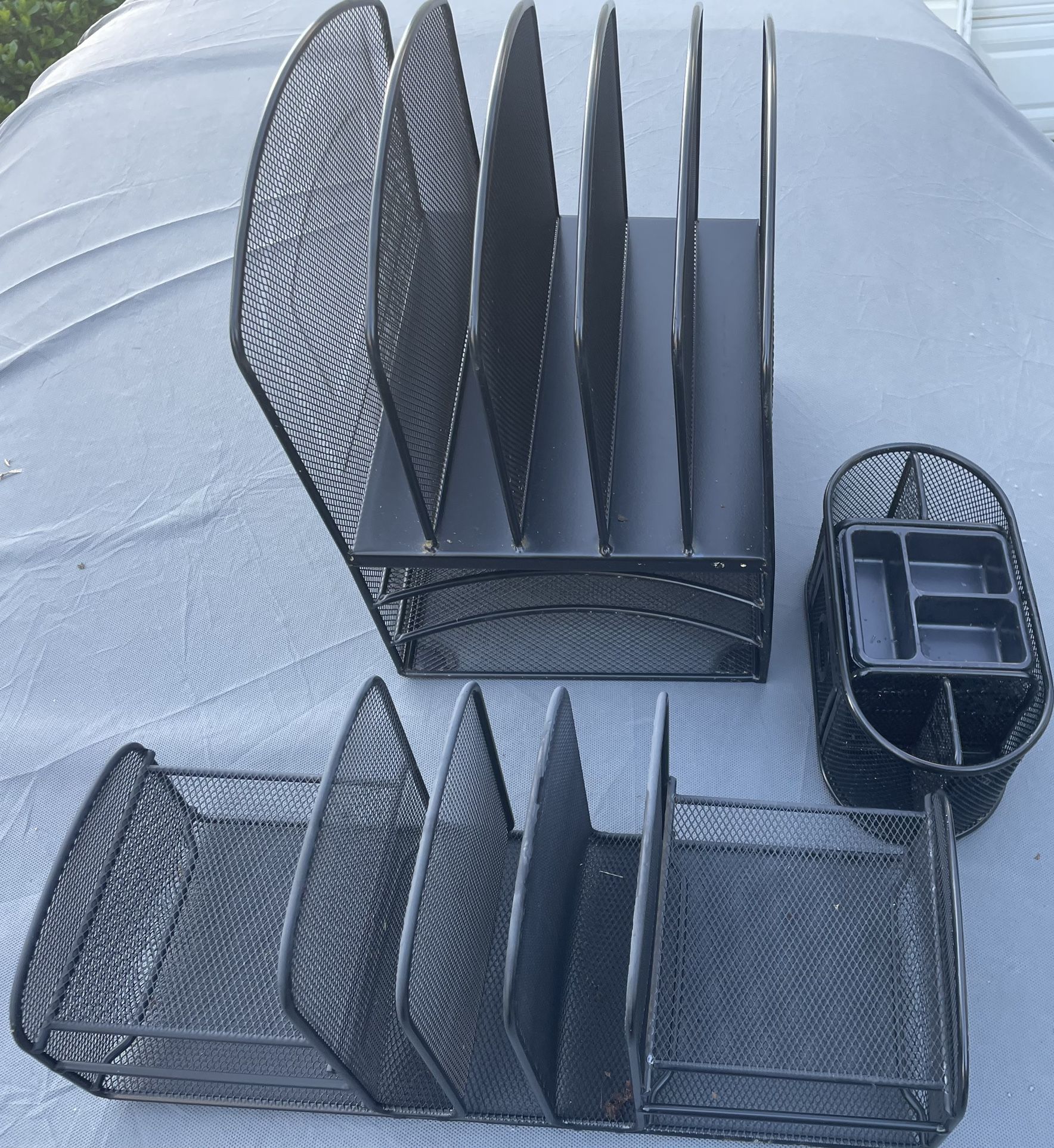 Metal Black Mesh Desk Office Organizers 