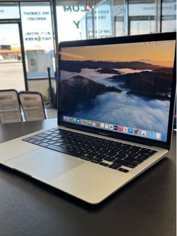 MacBook Air 13” 2020 M1 8GB 256GB