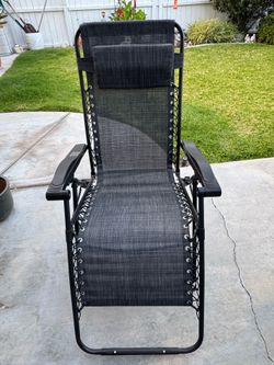 Lawn chair Antigravity